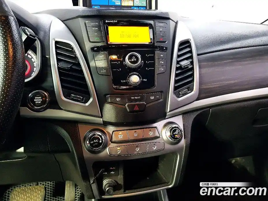 SsangYong Korando 2015 2.2 автомат (гидро), фото 13
