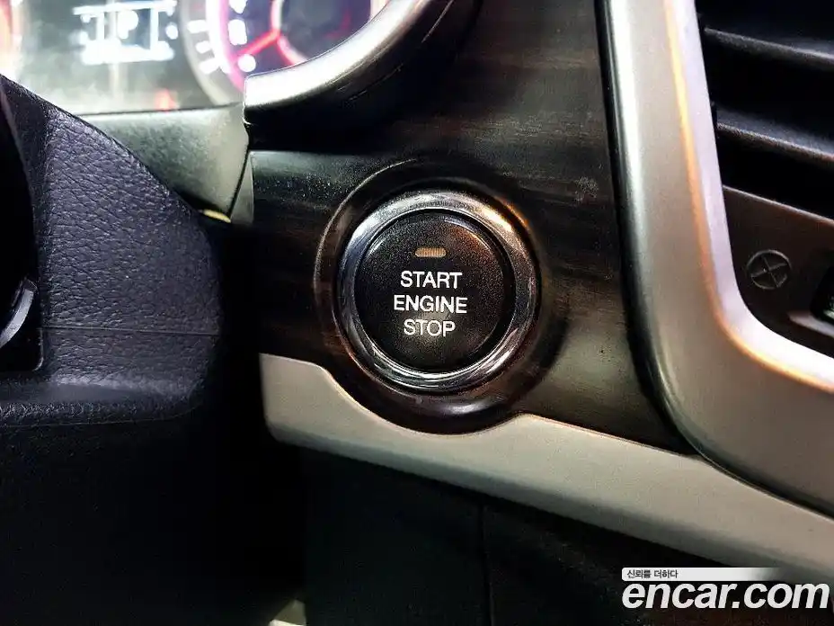 SsangYong Korando 2015 2.2 автомат (гидро), фото 15