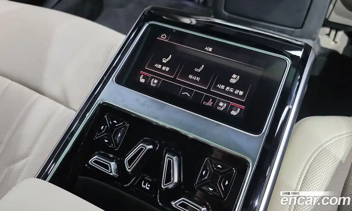 Audi A8 2023 3.0 автомат (гидро), фото 19