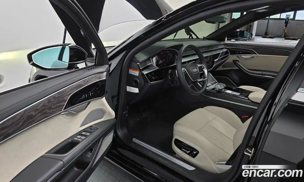 Audi A8 2023 3.0 автомат (гидро), фото 10