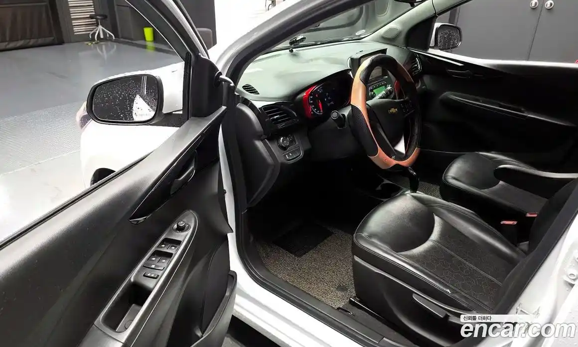 Chevrolet Spark 2016 1.0 автомат (гидро), фото 13