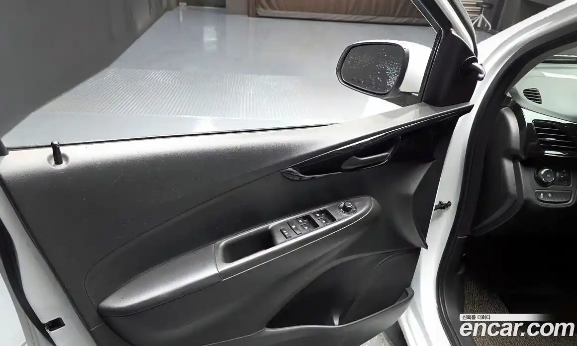 Chevrolet Spark 2016 1.0 автомат (гидро), фото 14