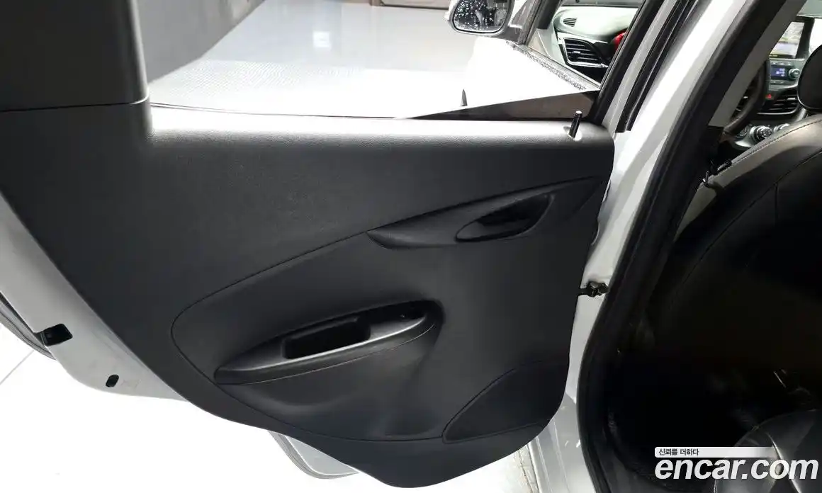Chevrolet Spark 2016 1.0 автомат (гидро), фото 15