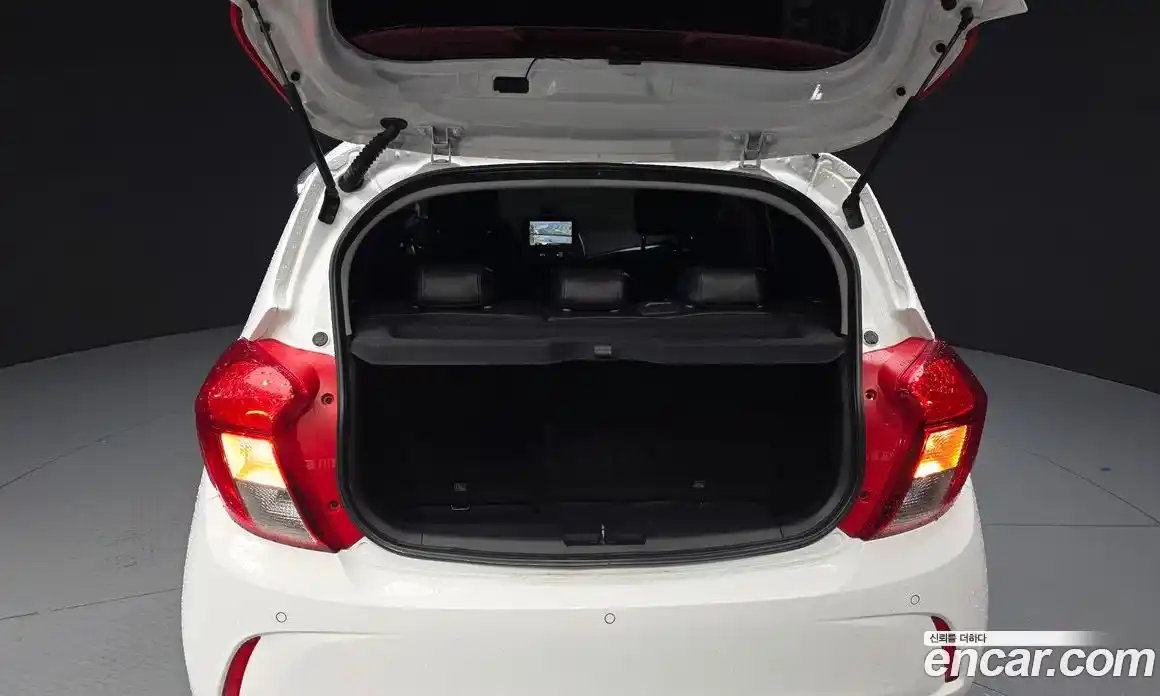 Chevrolet Spark 2016 1.0 автомат (гидро), фото 27