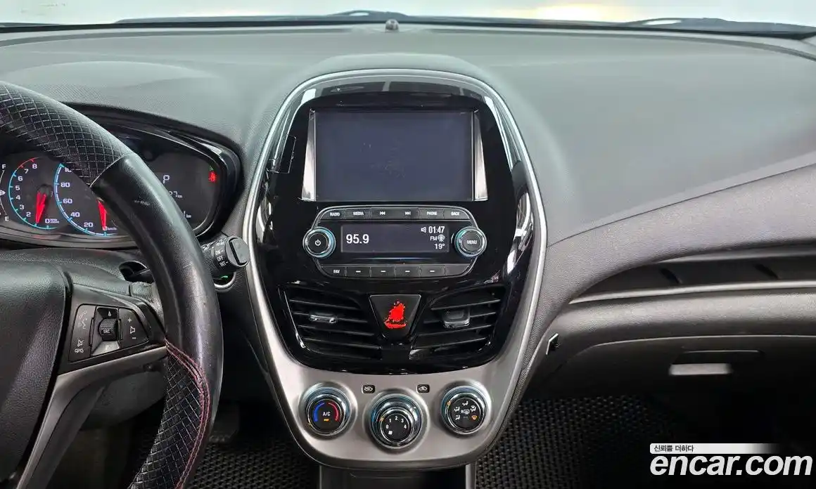 Chevrolet Spark 2015 1.0 автомат (гидро), фото 13