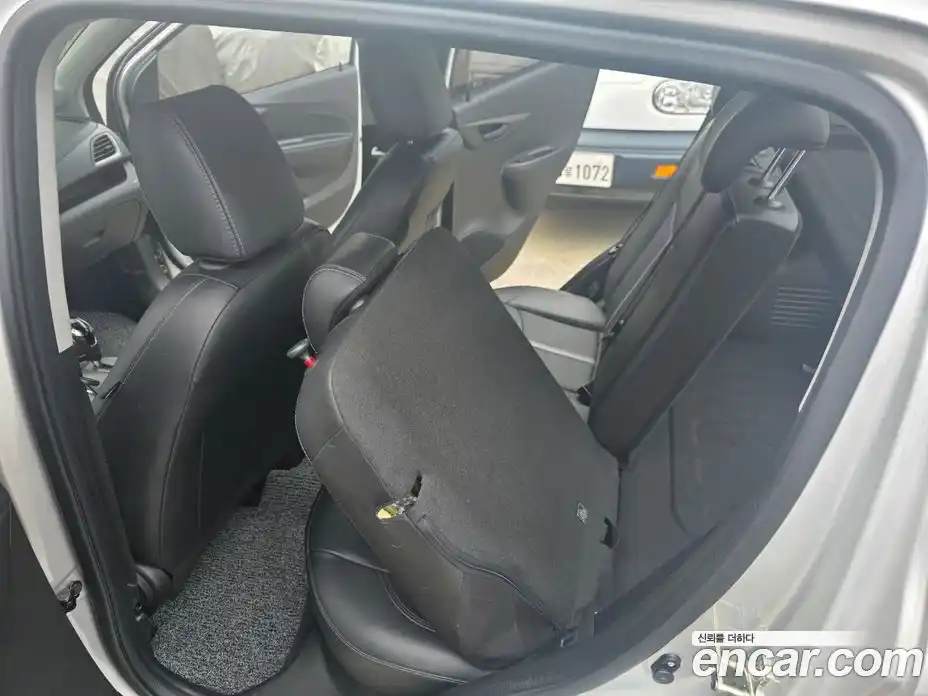 Chevrolet Spark 2019 1.0 автомат (гидро), фото 18