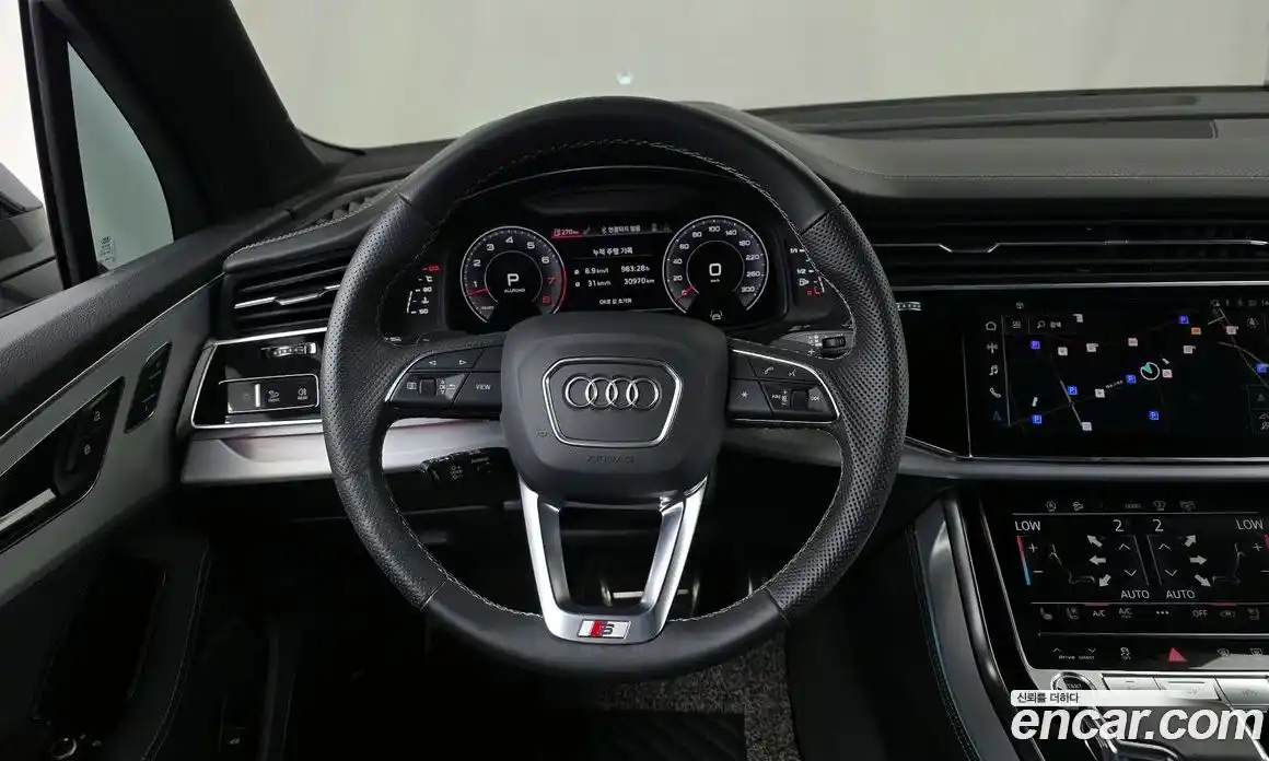 Audi Q7 2023 3.0 автомат (гидро), фото 13