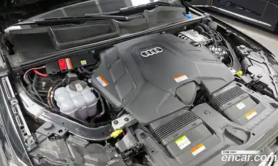 Audi Q7 2023 3.0 автомат (гидро), миниатюра 6