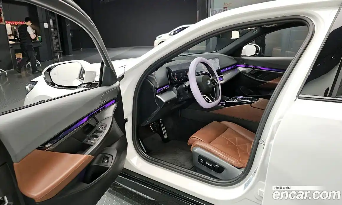 BMW 5 серия 2024 2.0 автомат (гидро), фото 13
