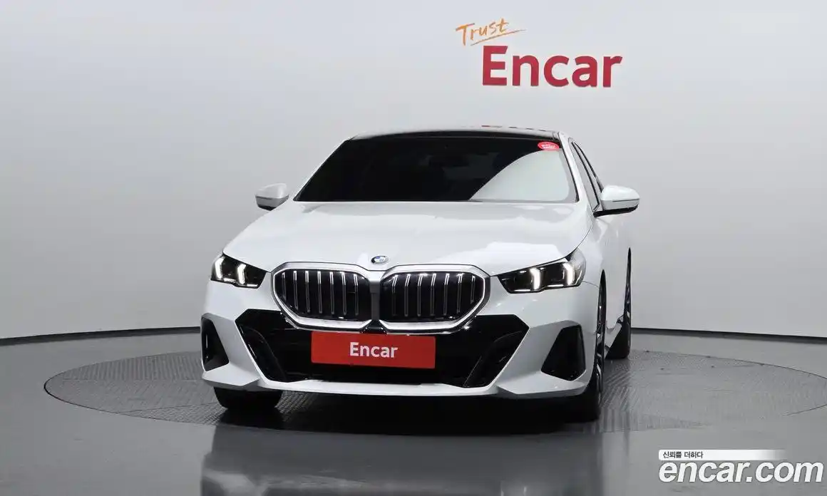BMW 5 серия 2024 2.0 автомат (гидро), фото 3