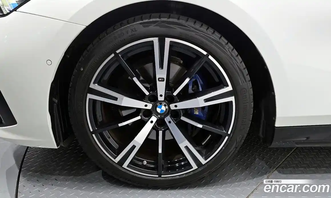 BMW 5 серия 2024 2.0 автомат (гидро), фото 5