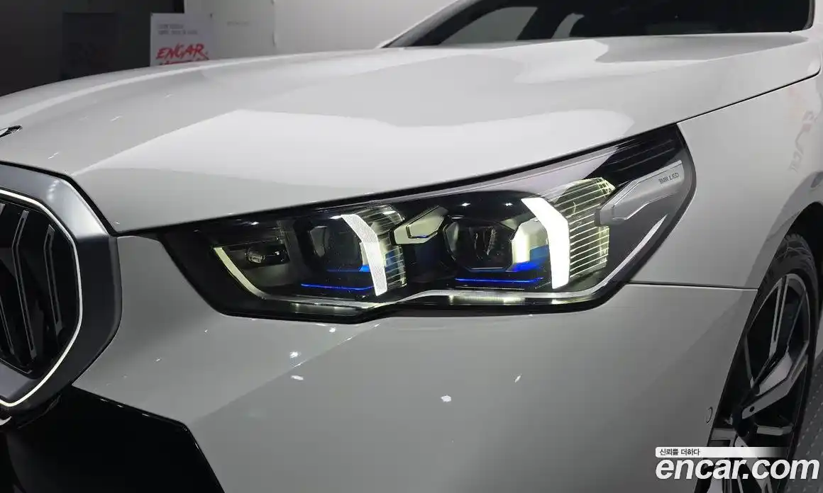 BMW 5 серия 2024 2.0 автомат (гидро), фото 8