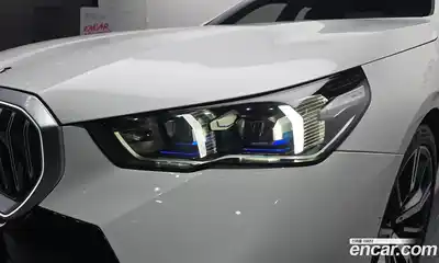 BMW 5 серия 2024 2.0 автомат (гидро), миниатюра 8