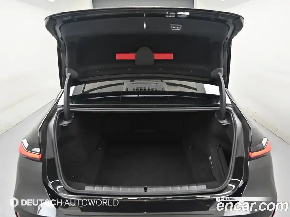 BMW 7 серия 2024 3.0 автомат (гидро), фото 19