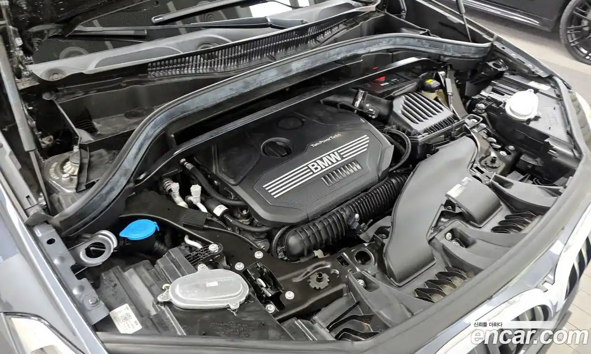 BMW X1 2020 2.0 автомат (гидро), фото 6