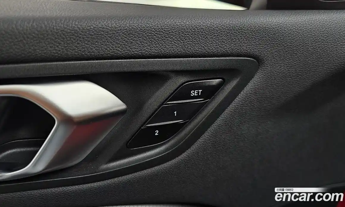 BMW 1 серия 2022 2.0 автомат (гидро), фото 23