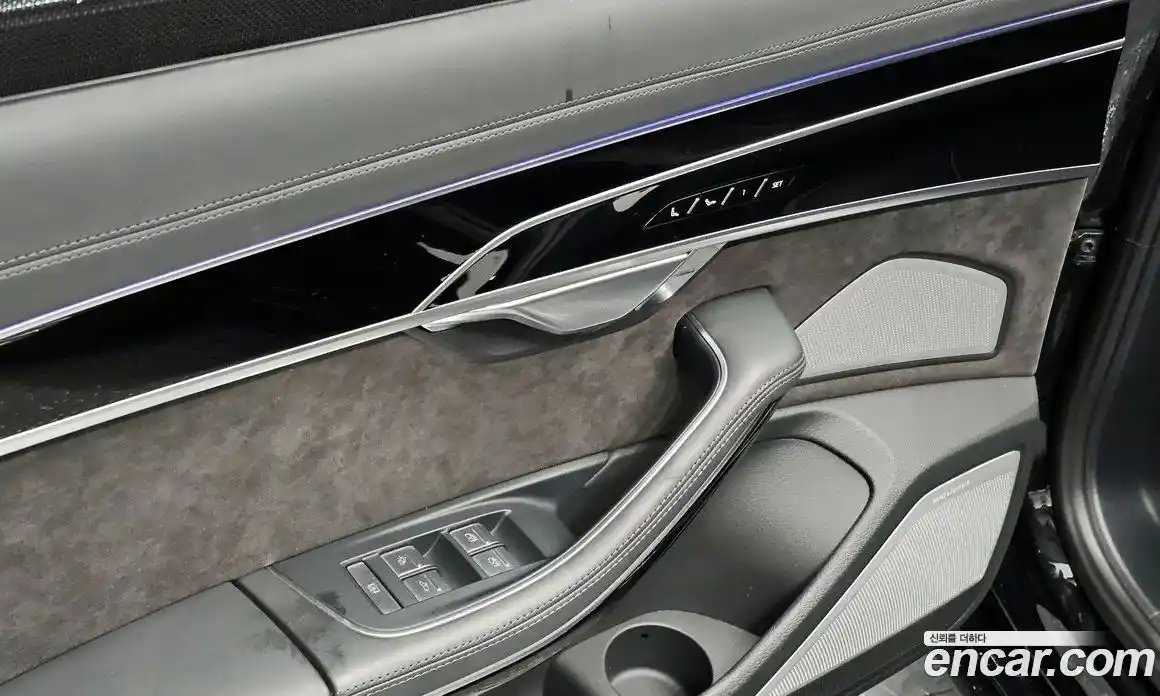 Audi A8 2020 3.0 автомат (гидро), фото 23