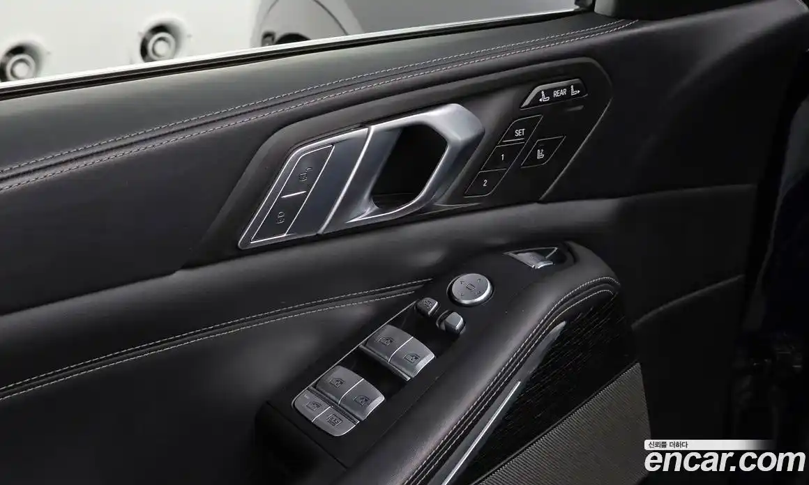 BMW X7 2021 3.0 автомат (гидро), фото 22