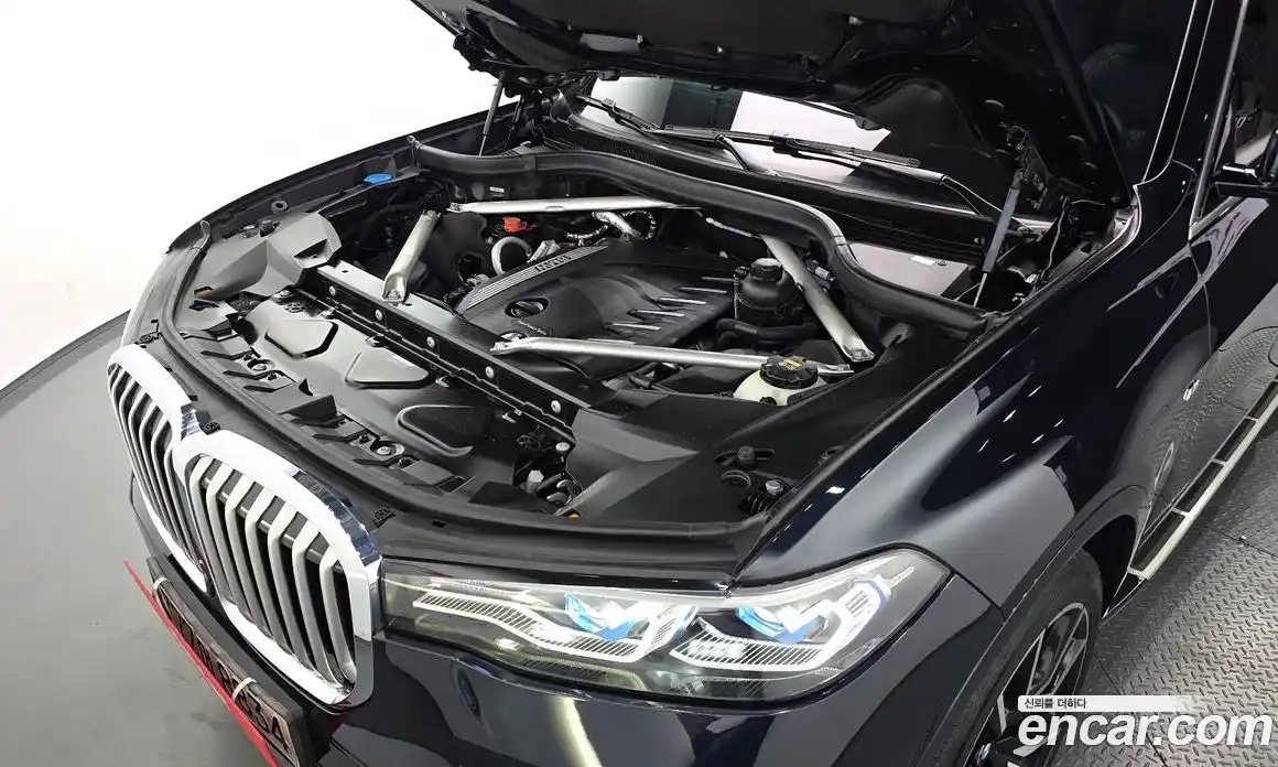 BMW X7 2021 3.0 автомат (гидро), фото 6