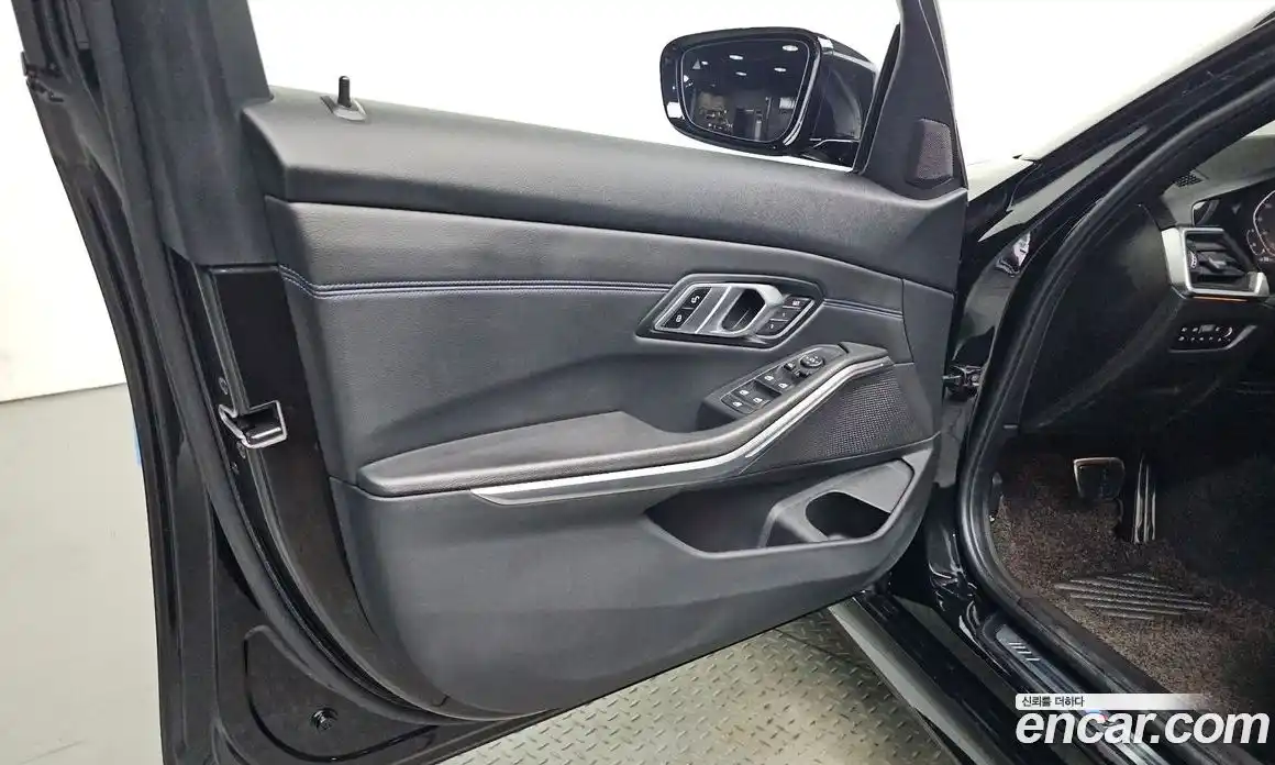 BMW 3 серия 2021 2.0 автомат (гидро), фото 14