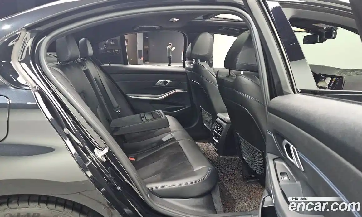 BMW 3 серия 2021 2.0 автомат (гидро), фото 16