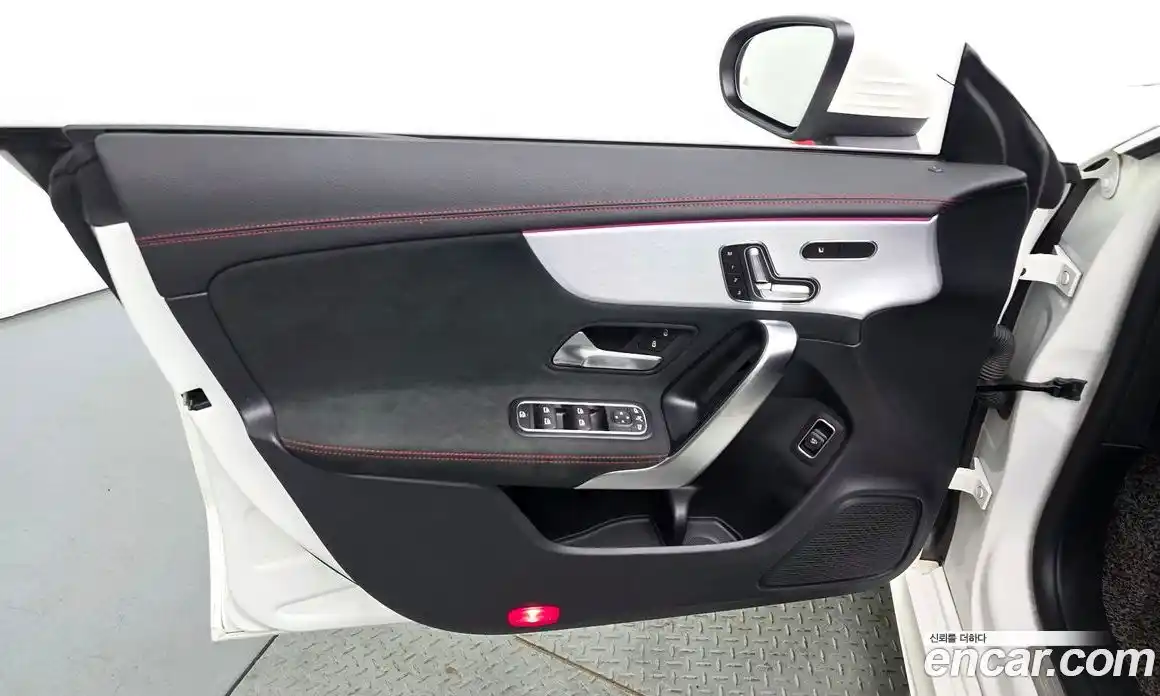 Mercedes-Benz CLA-Class 2022 2.0 гидро, фото 14 Mercedes-Benz CLA-Class 2022 2.0 гидро, фото 14