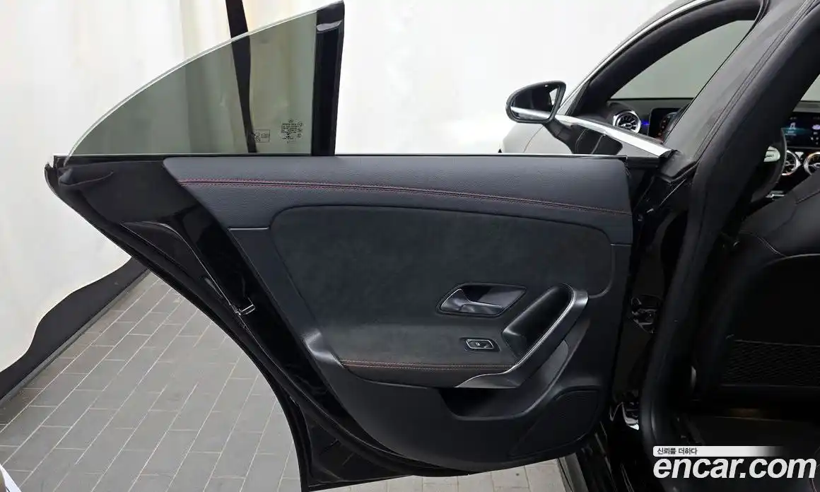 Mercedes-Benz CLA-Class 2020 2.0 гидро, фото 15
