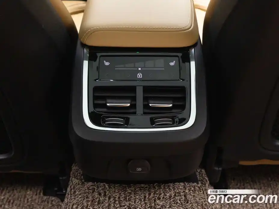 Volvo V60 2021 2.0 автомат (гидро), фото 16