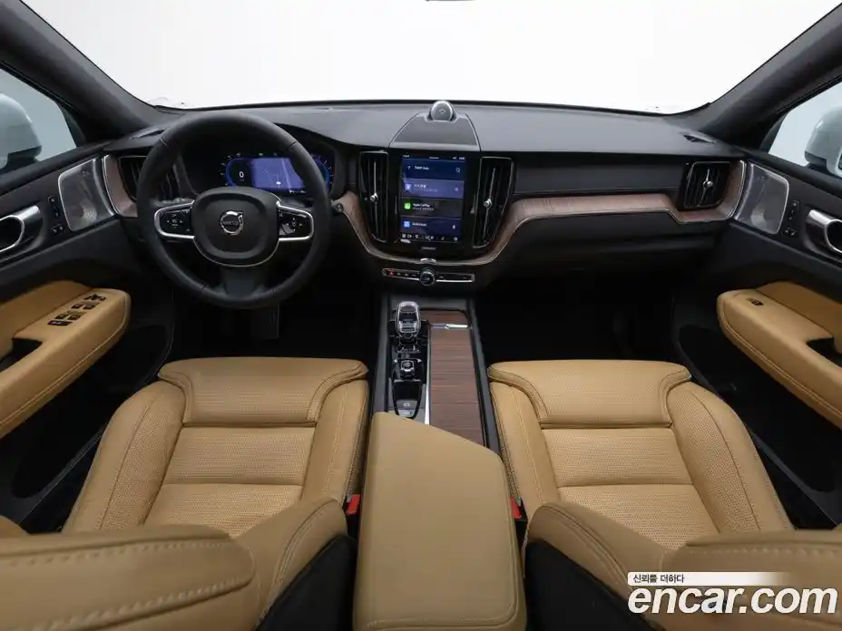 Volvo XC60 2023 2.0 автомат (гидро), фото 7