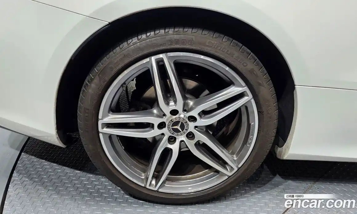 Mercedes-Benz E-Class 2019 1.9 автомат (гидро), фото 5