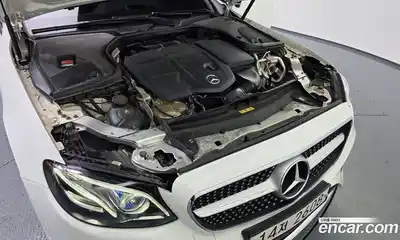 Mercedes-Benz E-Class 2019 1.9 автомат (гидро), миниатюра 6