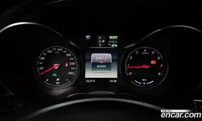 Mercedes-Benz GLC-Class 2019 2.0 автомат (гидро), миниатюра 11