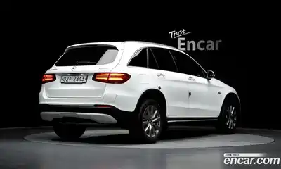 Mercedes-Benz GLC-Class 2019 2.0 автомат (гидро), миниатюра 2