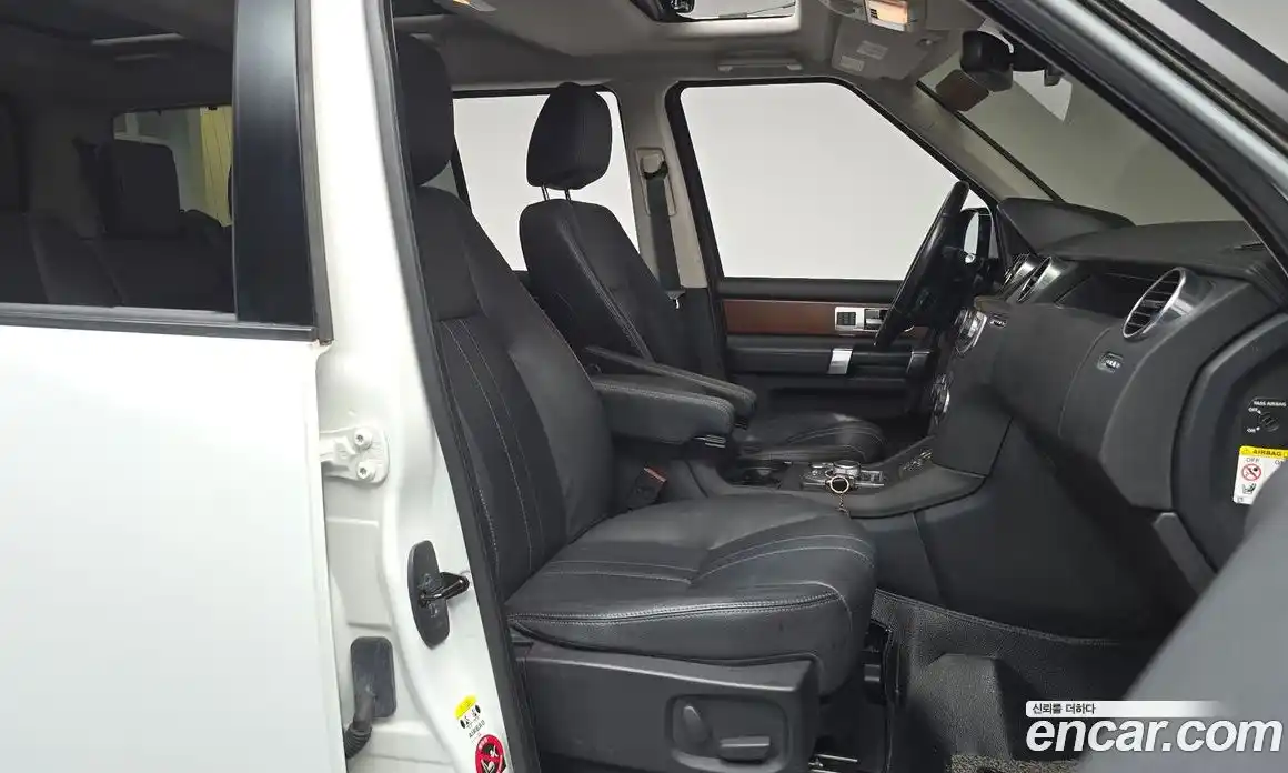 Land Rover Discovery 2016 3.0 автомат (гидро), фото 11