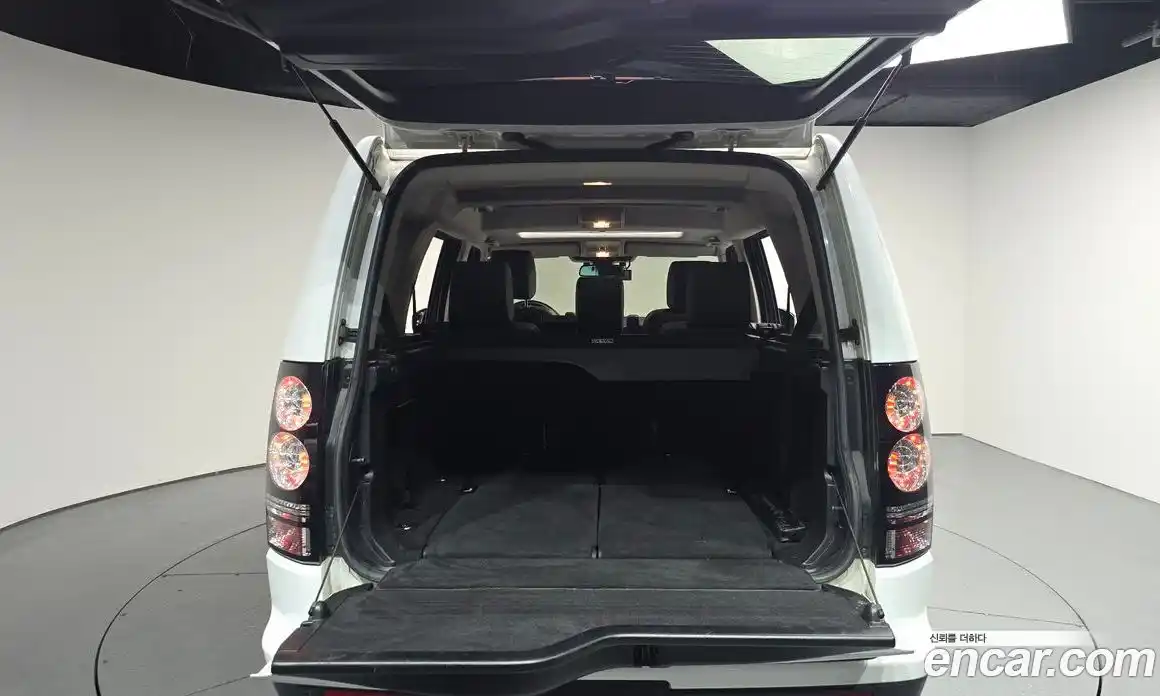 Land Rover Discovery 2016 3.0 автомат (гидро), фото 20