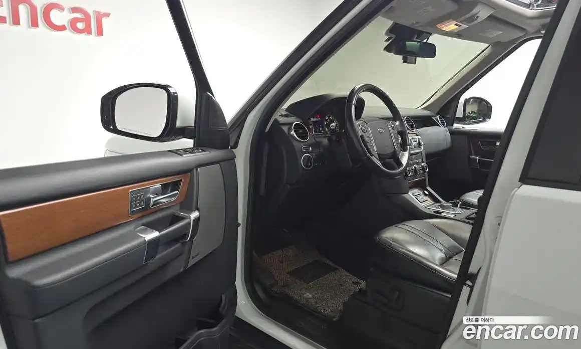 Land Rover Discovery 2016 3.0 автомат (гидро), фото 10