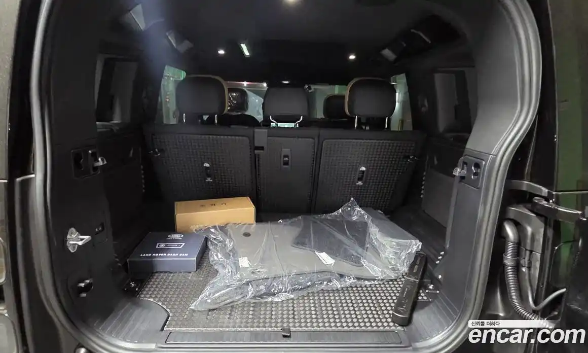 Land Rover Defender 2026 3.0 автомат (гидро), фото 15