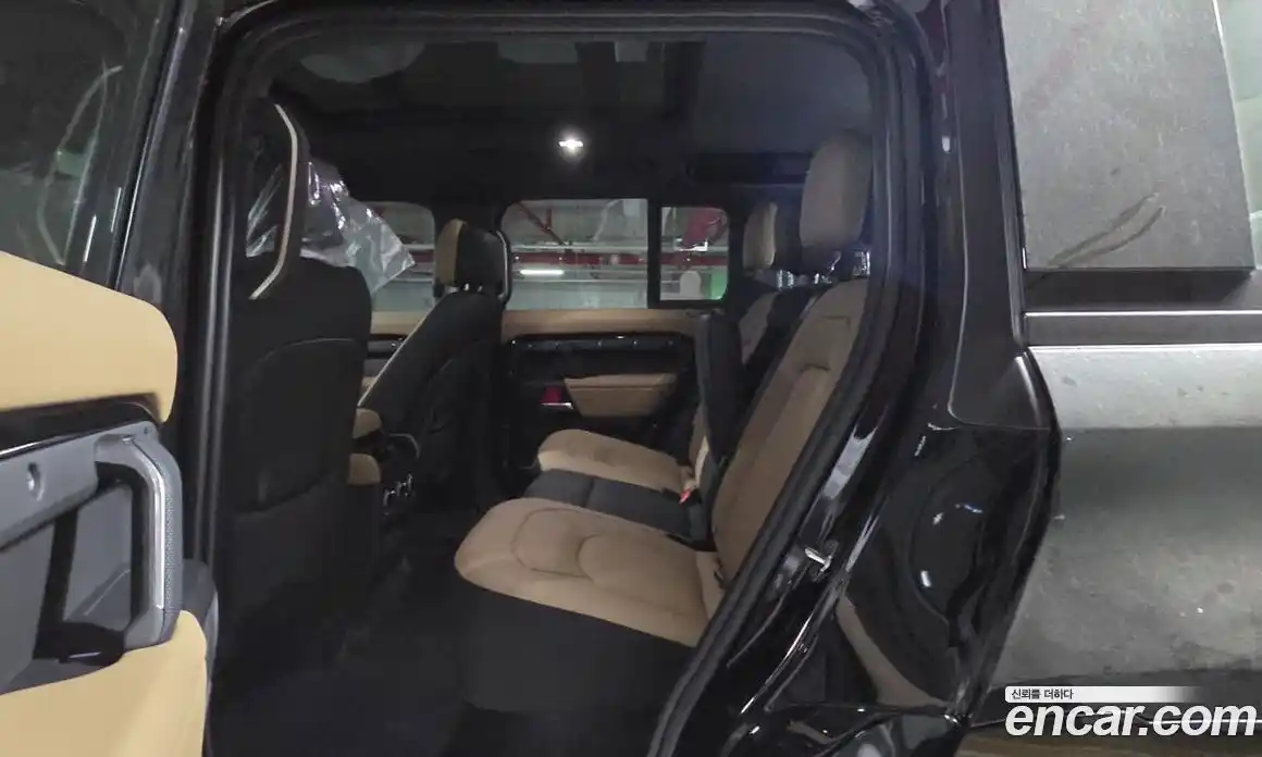 Land Rover Defender 2026 3.0 автомат (гидро), фото 8