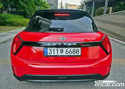 Mini Cooper 2024 2.0 автомат (гидро), миниатюра 5