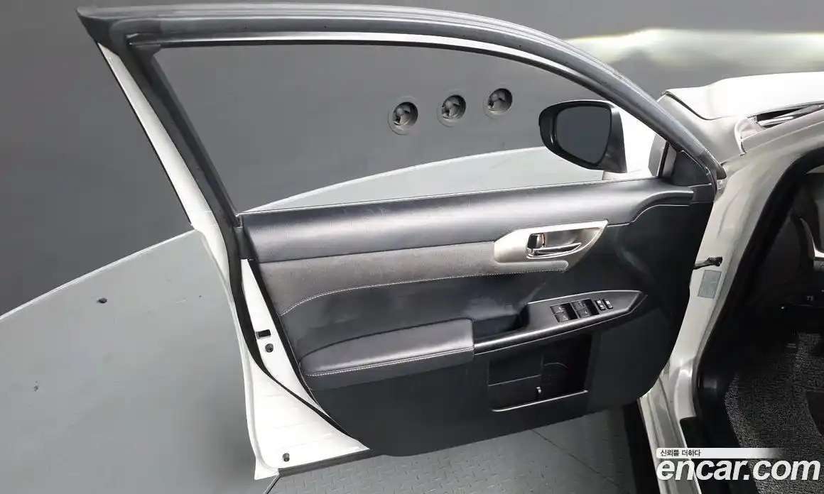 Lexus CT200h 2018 1.8 гидро, фото 14