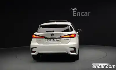 Lexus CT200h 2018 1.8 гидро, миниатюра 4