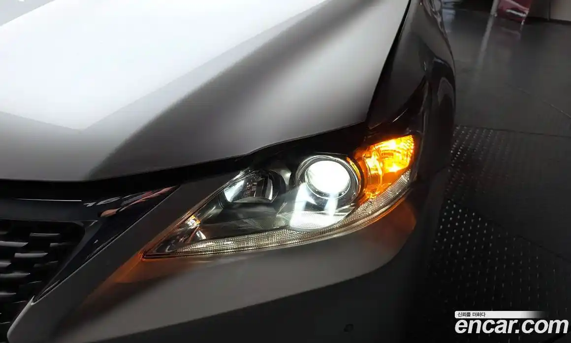 Lexus CT200h 2018 1.8 гидро, фото 8