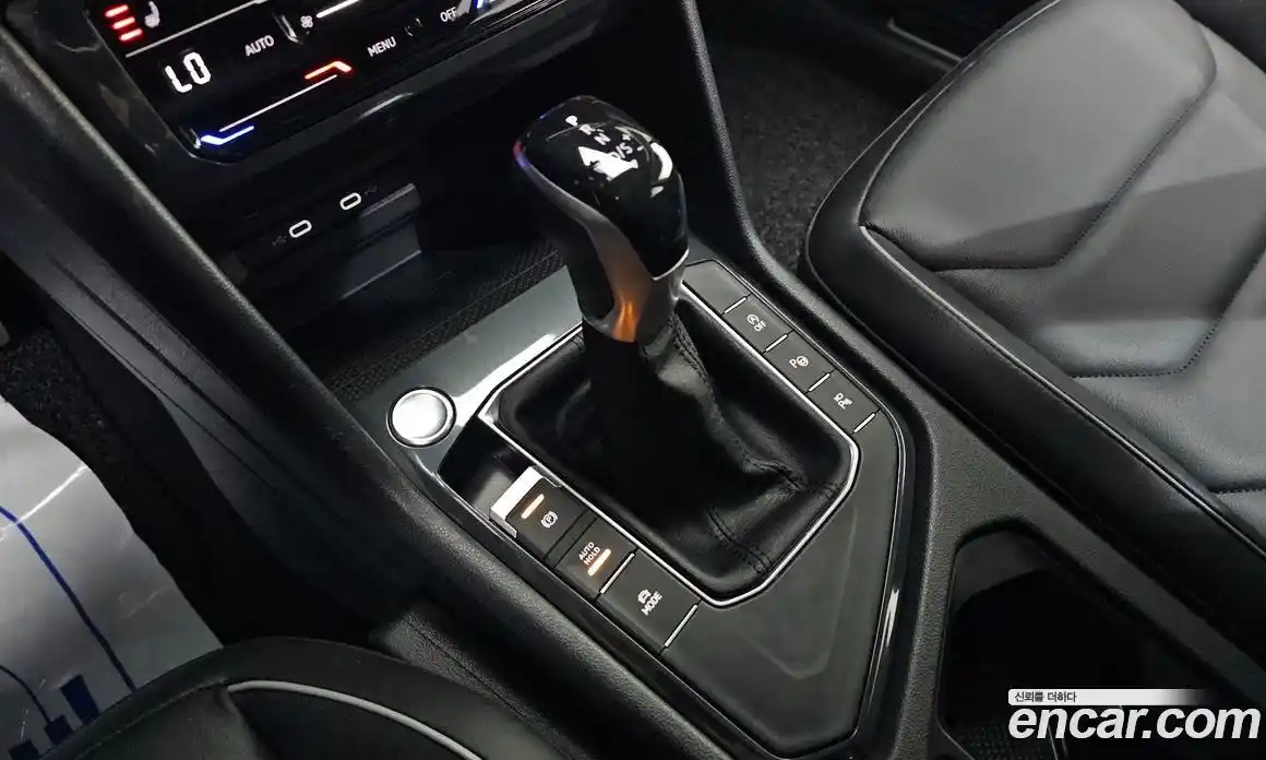 Volkswagen Tiguan 2024 2.0 автомат (гидро), фото 9