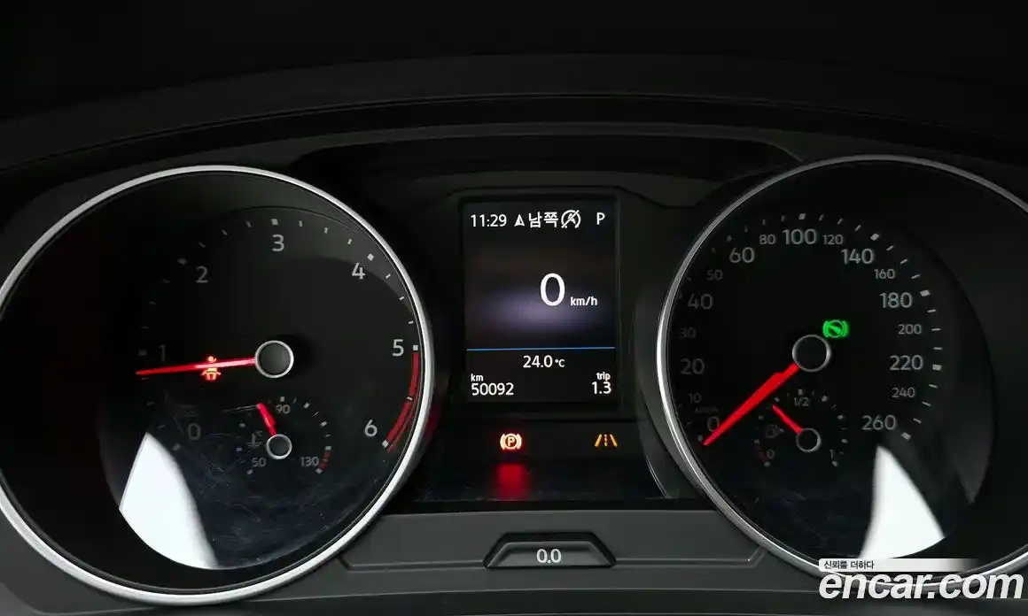 Volkswagen Tiguan 2018 2.0 автомат (гидро), фото 11