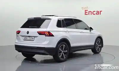 Volkswagen Tiguan 2018 2.0 автомат (гидро), миниатюра 2