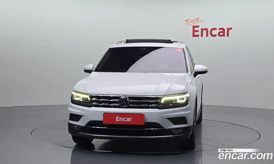 Volkswagen Tiguan 2018 2.0 автомат (гидро), фото 3