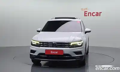 Volkswagen Tiguan 2018 2.0 автомат (гидро), миниатюра 3