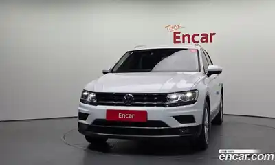 Volkswagen Tiguan 2018 2.0 автомат (гидро), миниатюра 3