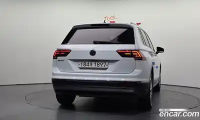 Volkswagen Tiguan 2018 2.0 автомат (гидро), миниатюра 4