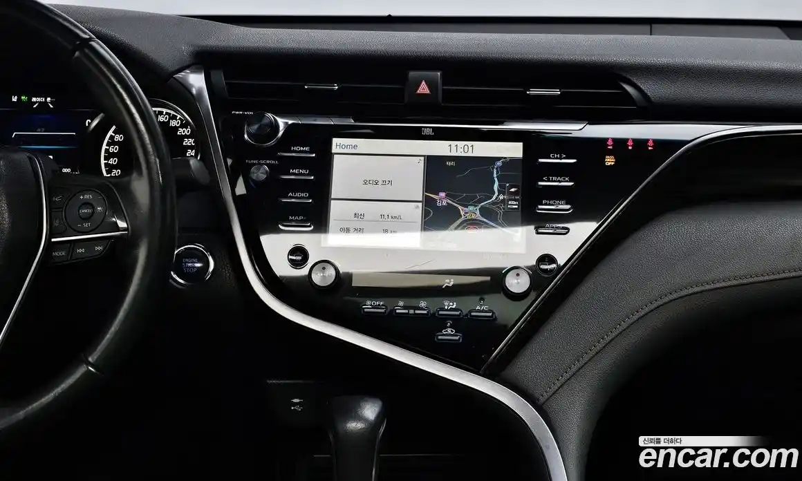 Toyota Camry 2019 2.5 гидро, фото 16